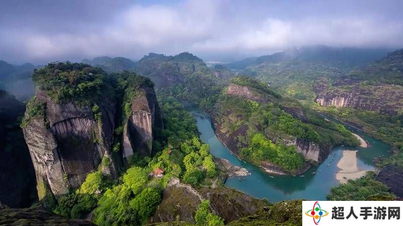 多地迎春消费热，年味渐浓市场活力足